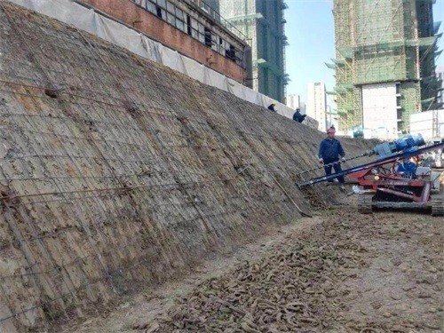延平建筑边坡支护